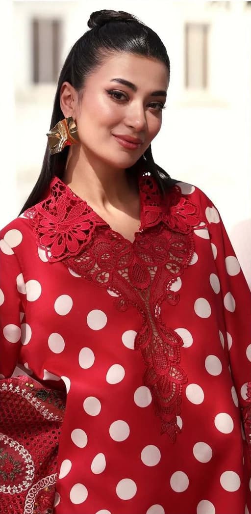 4 Side Lace Digital Print Lawn - MARIA.B