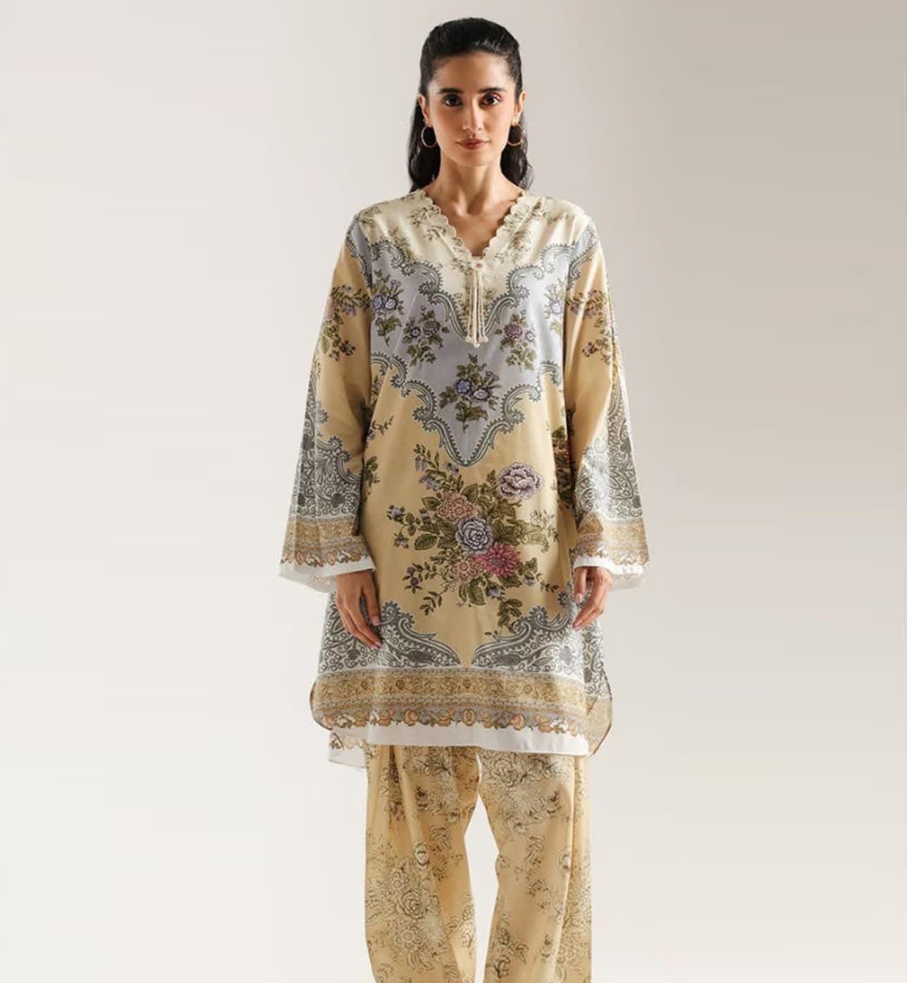 Dananeer Vintage Floral Yellow Silk Suit